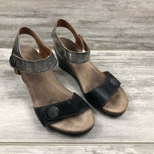 TAOS comfort mini wedge slip on wedge sandal